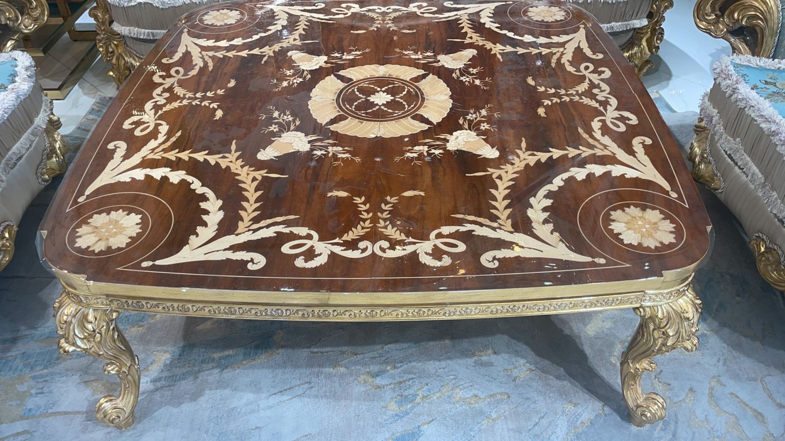 Classic Wood Patterned Table